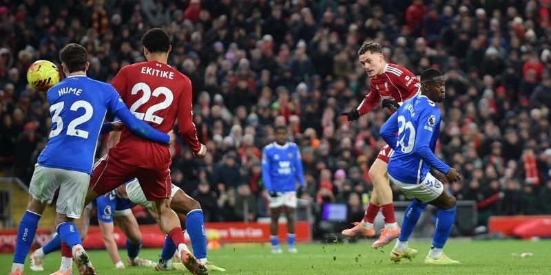 Soi Kèo Trận Sunderland Vs Liverpool Lúc 3h15 Ngày 12/2/2026 - Ngoại Hạng Anh 1 Đánh giá phong độ gần đây giữa Sunderland vs Liverpool